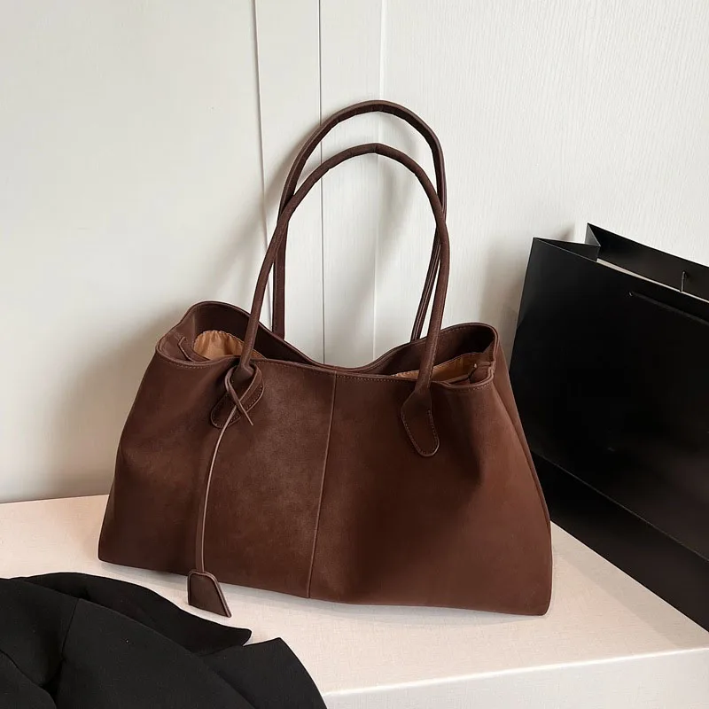 Women Bags 2026 Trends - Bolsa de camurça falsa cor sólida