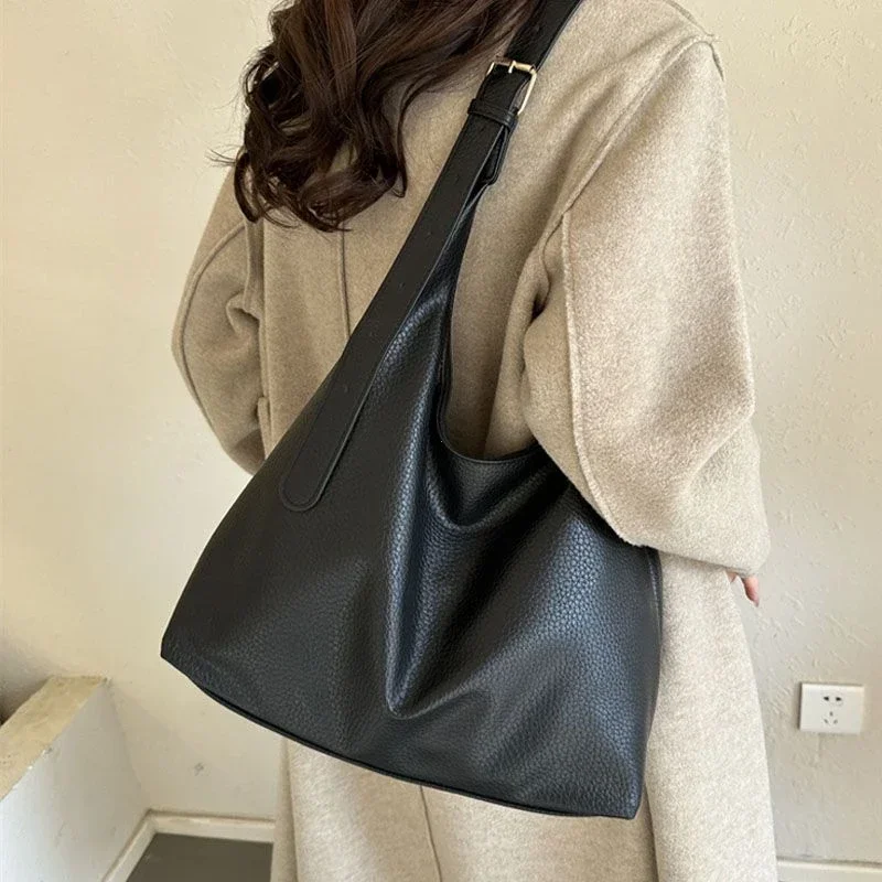 Women Bags Trend 2025 - Moda bolsa de couro para as
