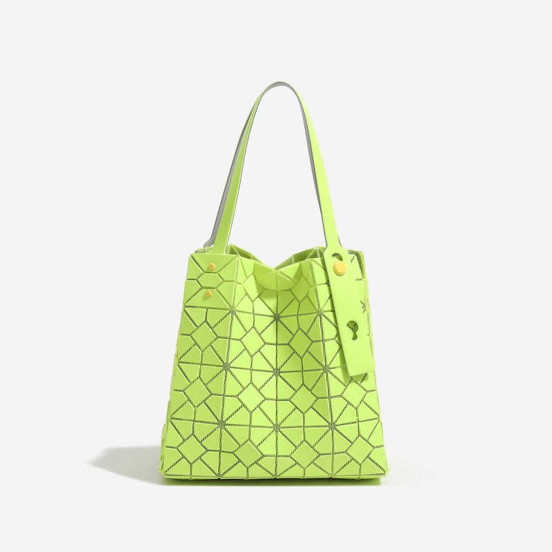 Bolsa Tote Geométrica de Diama - Women Bags 2026 Trends avaliação e preço