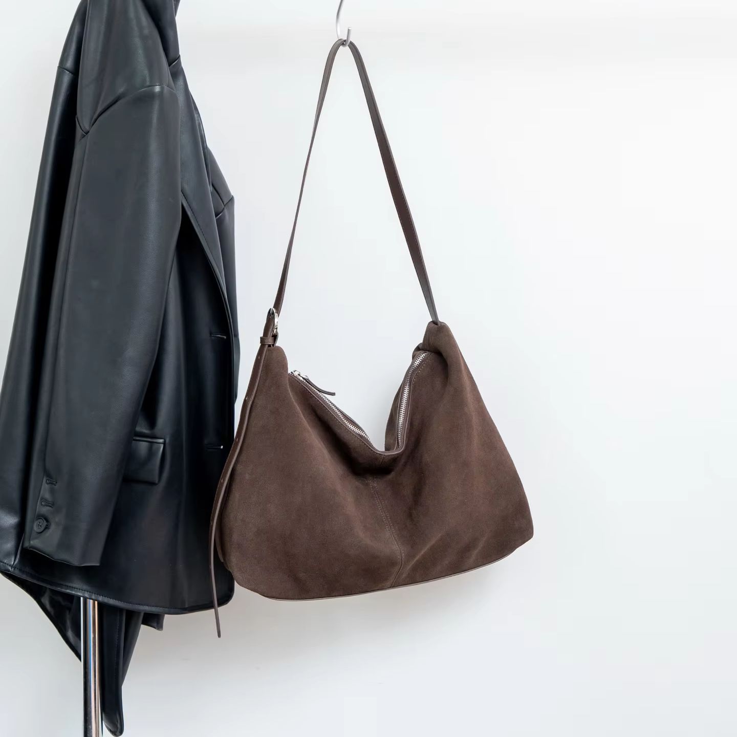 Bolsa de Ombro Transversal Fem - Hobo Bag Slouchy avaliação e preço